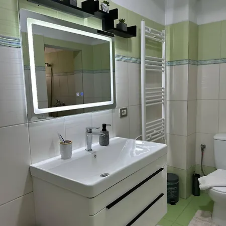 Albanian Oasis شقة *