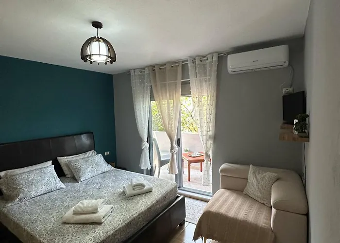 Albanian Oasis Gjirokastër